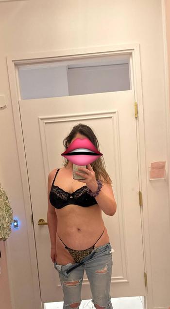 Aries, 35 Caucasian/White female escort, Fredericton